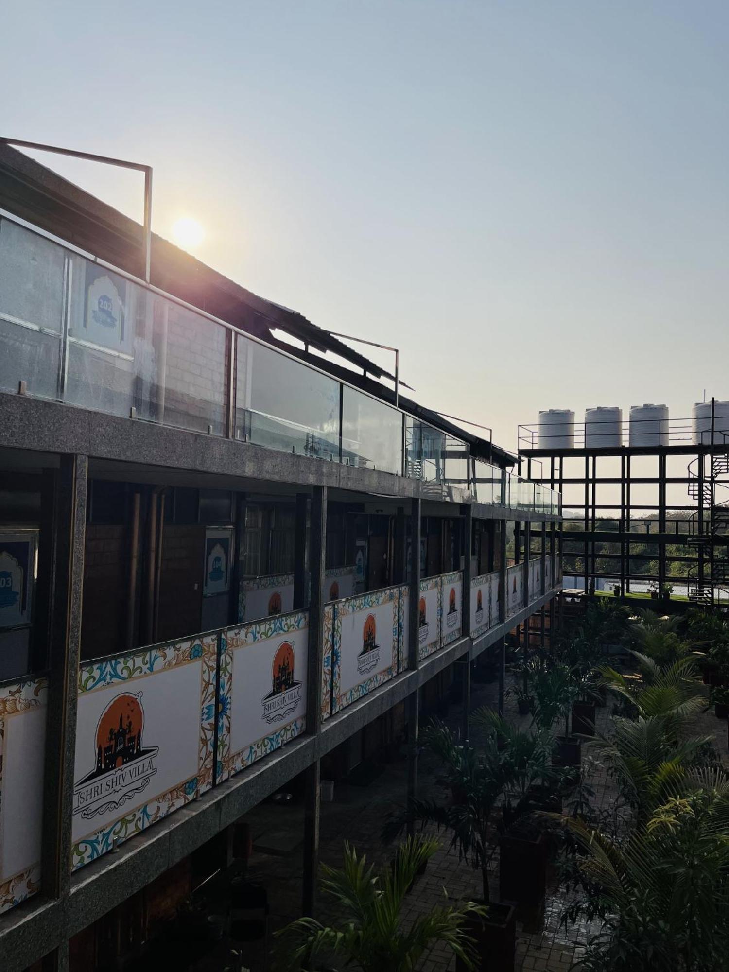 Shri Shiv Villa Resort By Bd Hospitality ชาซันเกอร์ ภายนอก รูปภาพ